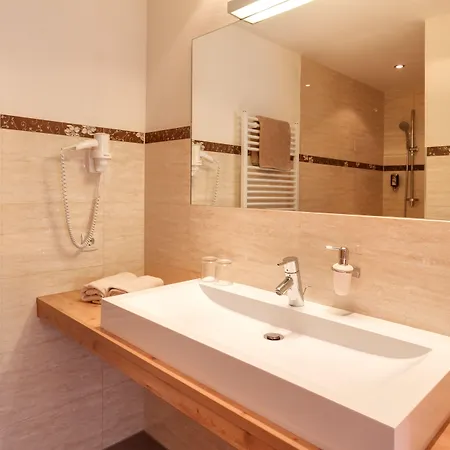 Szálloda Nova 4*