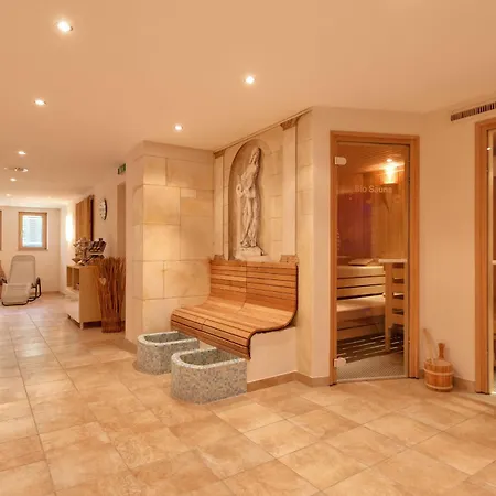 Отель Nova Гашум